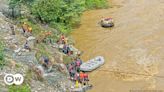 Nepal: Over 50 missing after landslide sweeps away buses – DW – 07/12/2024