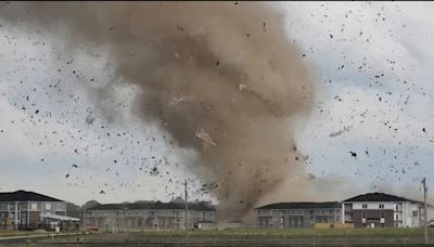 Un niño de nueve años corre un kilómetro para salvar a sus padres de un tornado: "Por favor, no mueras"