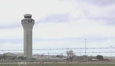 Austin airport near-miss with 2 planes caused by lack of technology, air traffic control