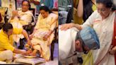 VIDEO: Sonu Nigam Washes Asha Bhosle's Feet With Rose Petals, Jackie Shroff Takes Her Blessings