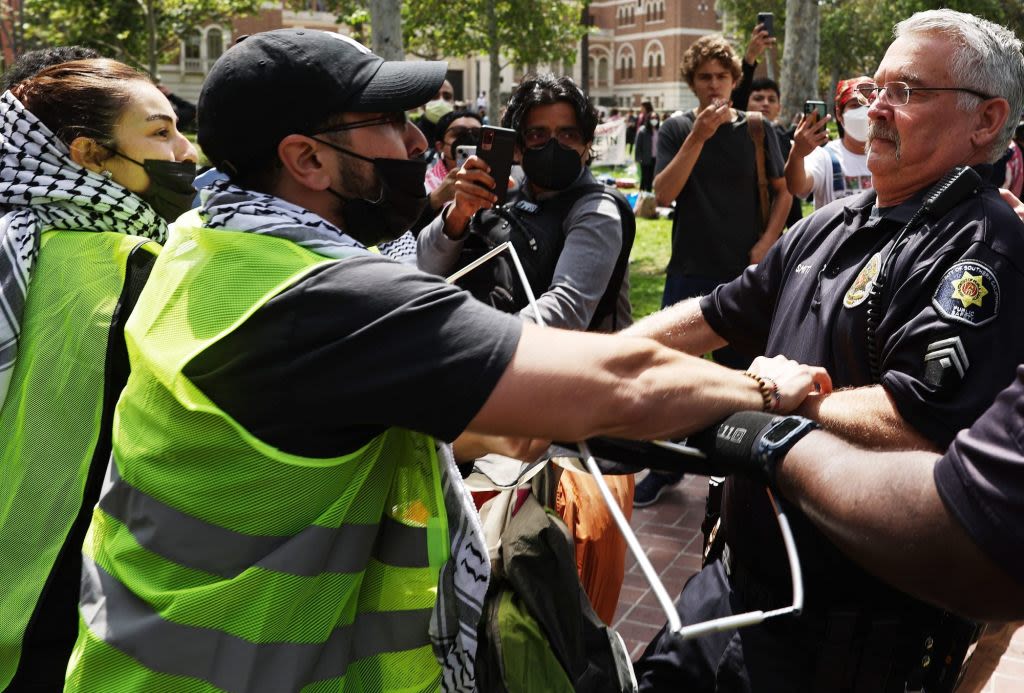 With commencement nearing, USC adjusts campus security amid protests