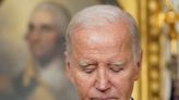 Biden intenta dejar de lado las preocupaciones sobre la edad, pero puede haberlas exacerbado | ANÁLISIS