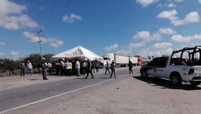 Reportan bloqueos de productores de sorgo en carreteras de Tamaulipas