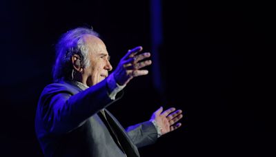 Joan Manuel Serrat, premiado: el nacimiento de su “otro yo”, su relación con la Argentina y su alejamiento de los escenarios