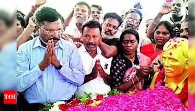 Prohibition only way to stop hooch, says Thirumavalavan | Madurai News - Times of India