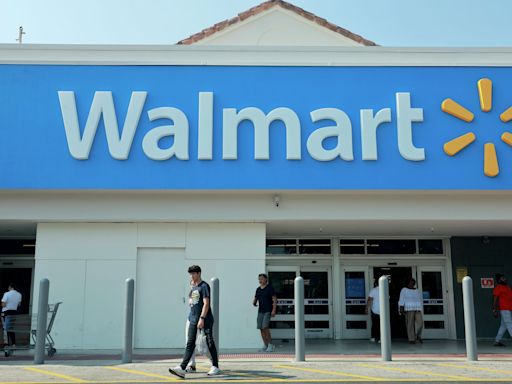 Walmart asks some Texans to relocate or lose their jobs
