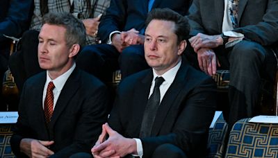 Musk-Backed Super PAC Shakes Up Pro-Trump Field Program