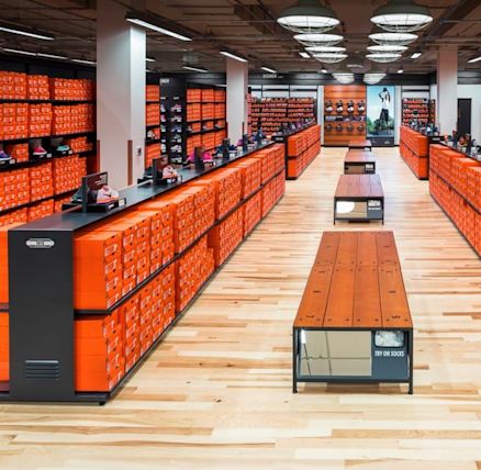 nike outlet fairmont parkway