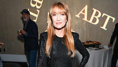 Jane Seymour Finally Sets ‘Record Straight’ About Claims She’s Had Plastic Surgery: ‘People Were Getting It Wrong’ (Exclusive...