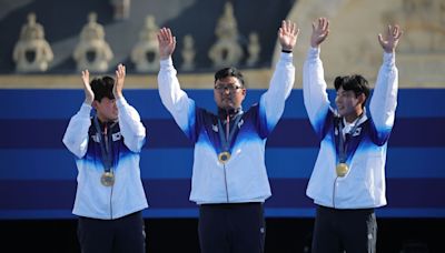 South Korea wins gold in archery team event