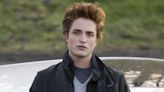 Studio didn’t think Robert Pattinson was hot enough for “Twilight, ”director says