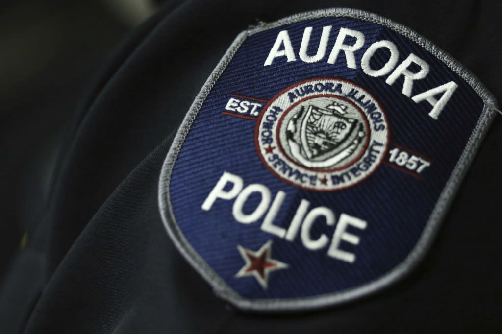 One killed in four-car crash on Aurora’s far East Side