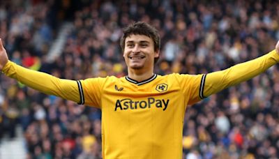 Wolves defender joins Feyenoord on loan