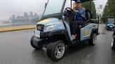 Street-legal golf cart rentals roll out on Vancouver roads - BC | Globalnews.ca