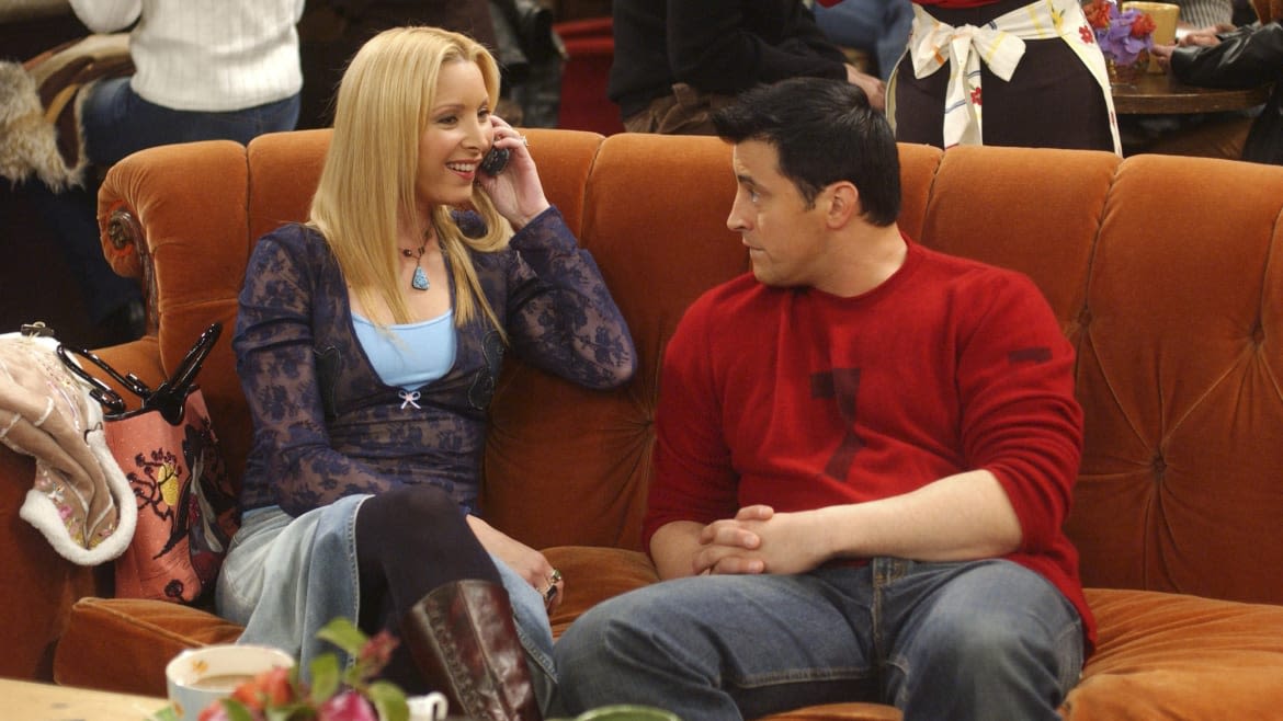 Lisa Kudrow Thought Her ‘Friends’ Performance Got ‘Lazy’