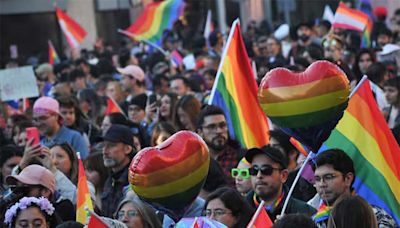 Reclaman en Chile igualdad de derechos para la comunidad LGBTQ+ - Noticias Prensa Latina