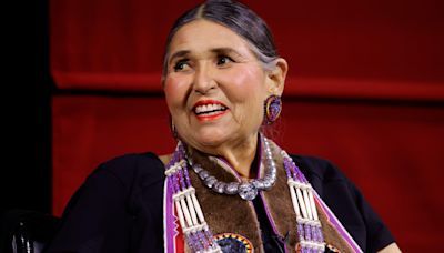 Sacheen Littlefeather, Native American activist who declined Marlon Brando's Oscar, dies at 75