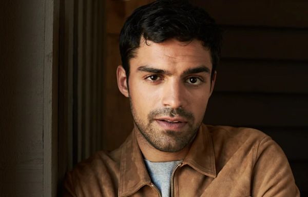 Ryan Murphy’s ABC Series ‘Dr. Odyssey’ Casts Sean Teale Opposite Joshua Jackson