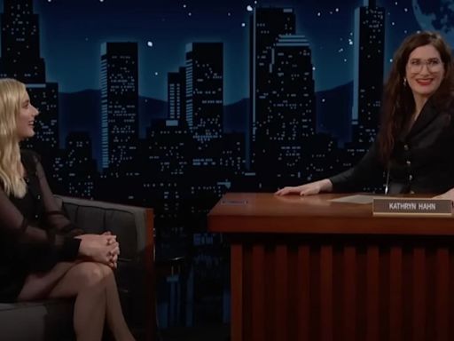 Kathryn Hahn Stunned When Emma Roberts Tells Her a ‘We’re the Millers’ Sequel Was Written | Video