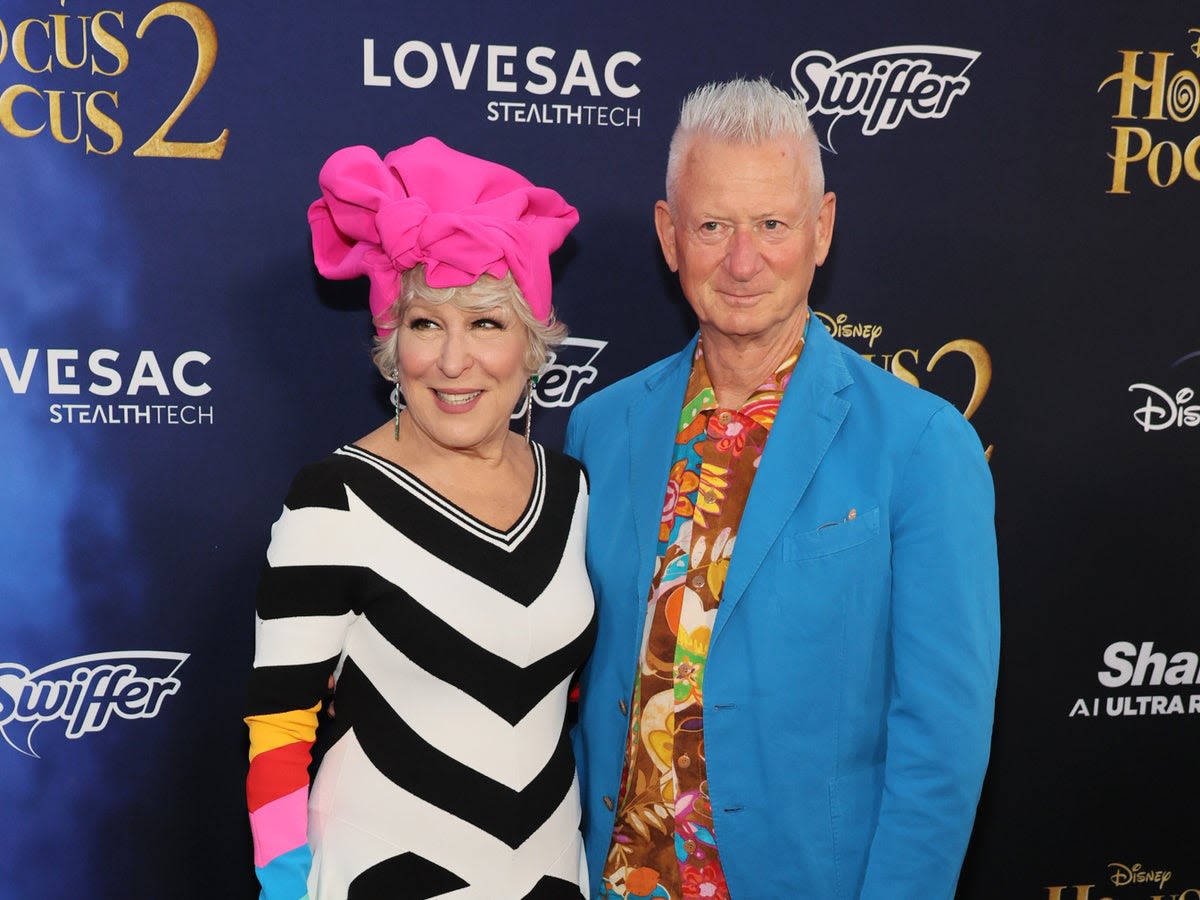 Bette Midler reveals surprising secret to her 40-year marriage – separate bedrooms