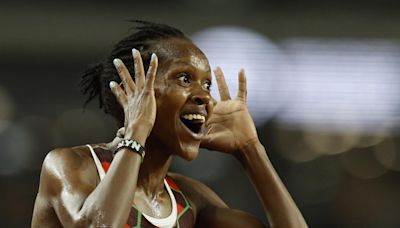 Faith Kipyegon fija un nuevo récord mundial de 1.500