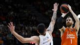 99-93: El Real Madrid se deja medio liderato en la Fonteta