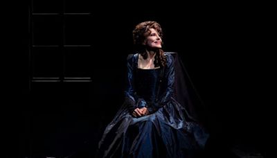 Au théâtre, Fanny Ardant amoureuse majeure