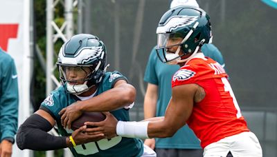 Eagles’ new coach calls out ‘piss poor’ plays, while Jalen Hurts displays accuracy