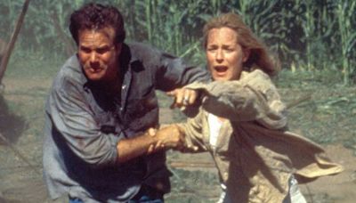 Helen Hunt almost quit “Twister” due to knee injury, told herself to 'run anyway' (exclusive)