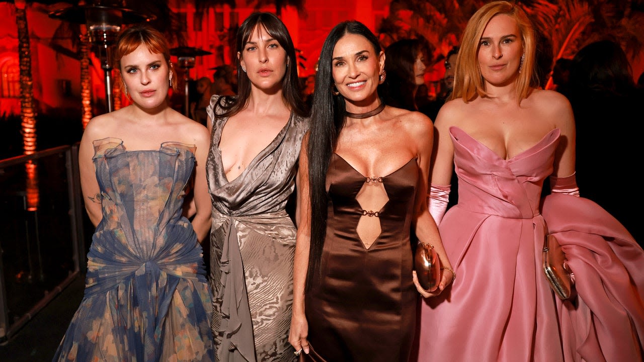 Demi Moore and Her Daughters Get in on the Latest TikTok Trend