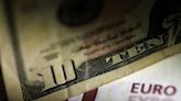 Dollar just lower; euro set for sharp weekly loss on political turmoil By Investing.com