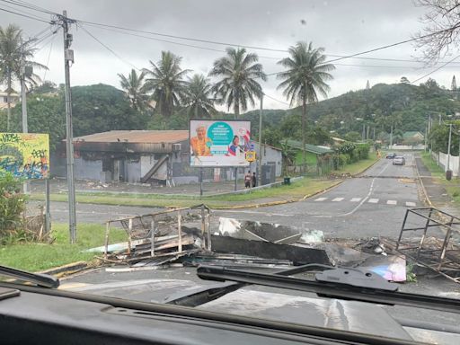 New Caledonia riots rage on after Paris approves voting change