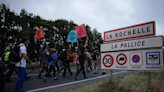 À la Rochelle, les « anti-bassines » manifestent contre « l’agro-industrie » pour bloquer le port