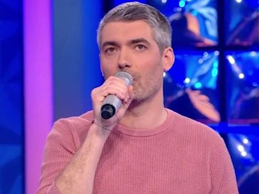 N’oubliez pas les paroles (France 2) : Comment Pierre s’est-il organisé pour réviser plus de 1000 chansons tout en enseignant à côté ? (EXCLU)