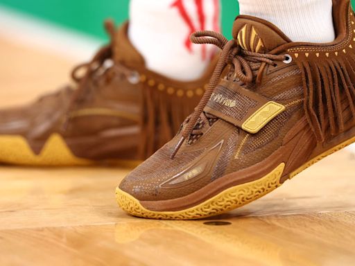 Los sneakers de Kyrie Irving ‘Anta KAI 1′ de los que todos están hablando en las Finales de la NBA