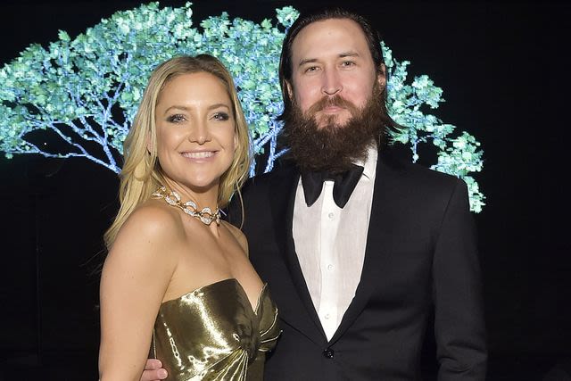 Why Kate Hudson Says Being an Aries with 'Butterfly Feet' Makes Her and Gemini Fiancé Perfect Coworkers (Exclusive)