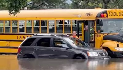 'Training' thunderstorms cause flash floods in Ontario, but what are they?