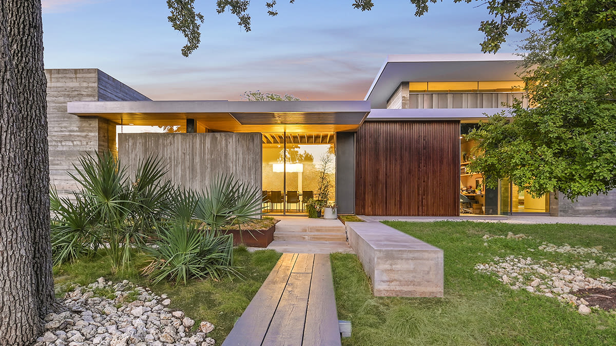 An Award-Winning Contemporary Residence in Austin Lists for $11.8 Million