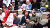 WATCH: Christopher Eubanks gives racquet to fan after Jannik Sinner Roland Garros loss | Tennis.com