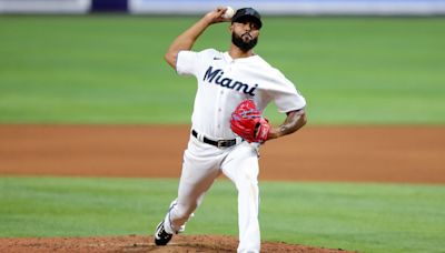 Alcántara throws 1st bullpen session since surgery