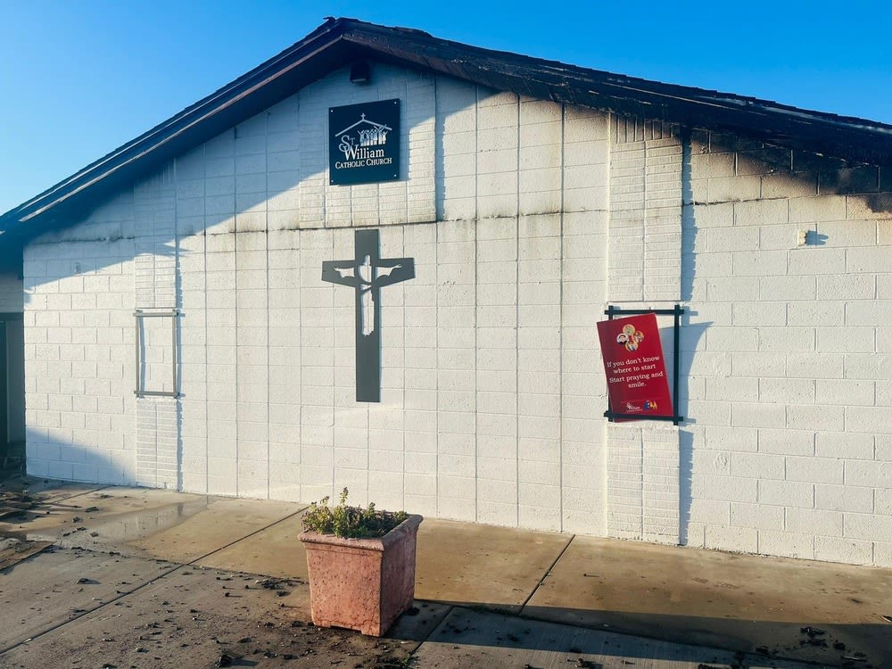 Arizona Catholic church 'totally destroyed' in fire