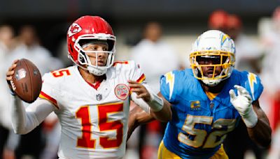 Chiefs rally past Chargers for another tight win, regroup after injury to Rashee Rice