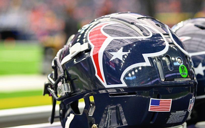 Texans unveil new H logo on alternate helmets