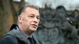 Chris Packham branded ‘irresponsible’ by No 10 for defending protests at MPs’ houses