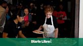 Susan Sarandon vuelve a ser camarera en Nueva York para reivindicar salarios dignos