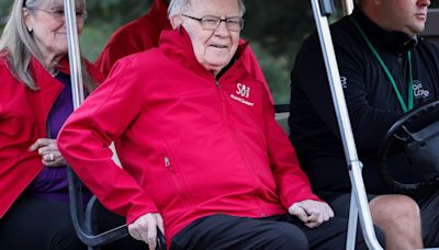 Warren Buffett lost 'quite a bit of money' selling Berkshire Hathaway's stake in Paramount