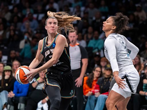 WNBA playoffs: Liberty take Game 1 against Aces in semifinals behind Breanna Stewart and Sabrina Ionescu