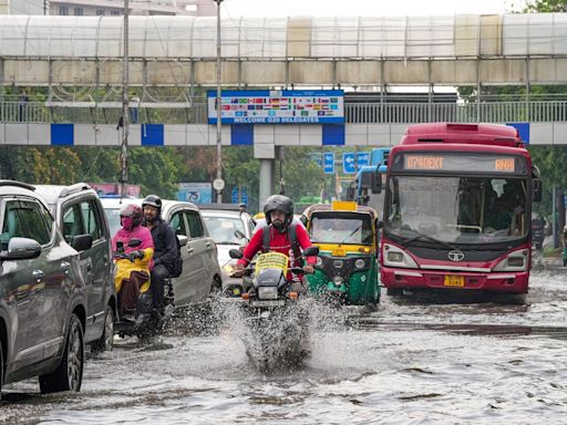 Delhi Weather Update: Sudden Rains Cause Waterlogging, Traffic Snarls; IMD Predicts More Rains