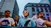 'Facturas', disfraces y una falsa alarma, anécdotas de las elecciones argentinas