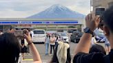 繼掛黑布阻拍富士山 富士河口湖町擬開徵住宿稅、目標最快2026年度引入